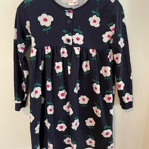 Hanna Andersson long sleeve button up skater dress, navy with flowers sz 10